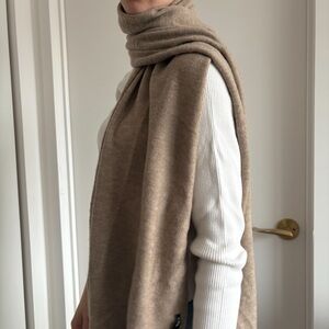 Zara Tan Scarf cashmere